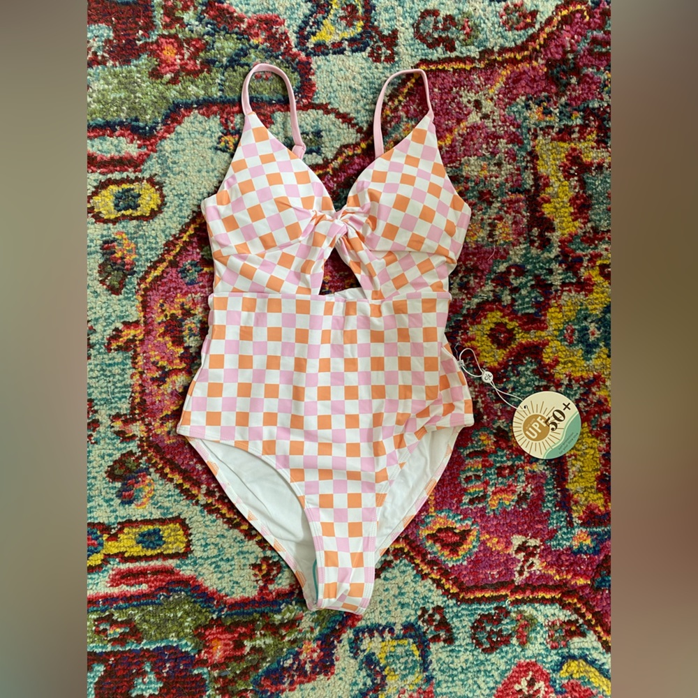 Womens cutout one piece swim